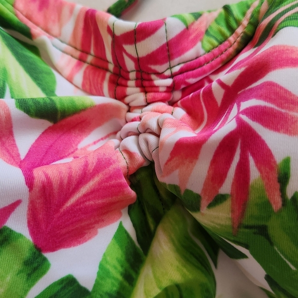 Jantzen Classic One Piece Palm Pattern Green&Pink Swim Suit Size 12. - Picture 8 of 11